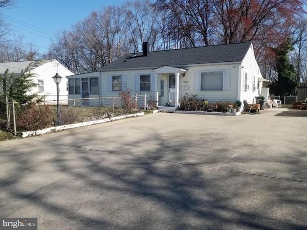 3212 CAMPBELL DRIVE , FRONT UNIT, ALEXANDRIA, VA 22303