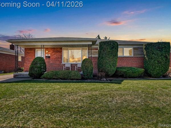 11480 Hanford Drive, Warren, MI 48093