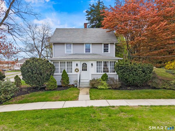 46 Main, Essex, CT 06409