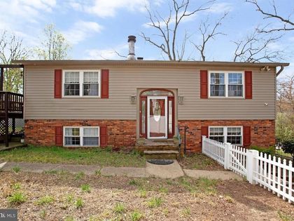 321 MARYLAND AVENUE Pasadena, MD 21122
