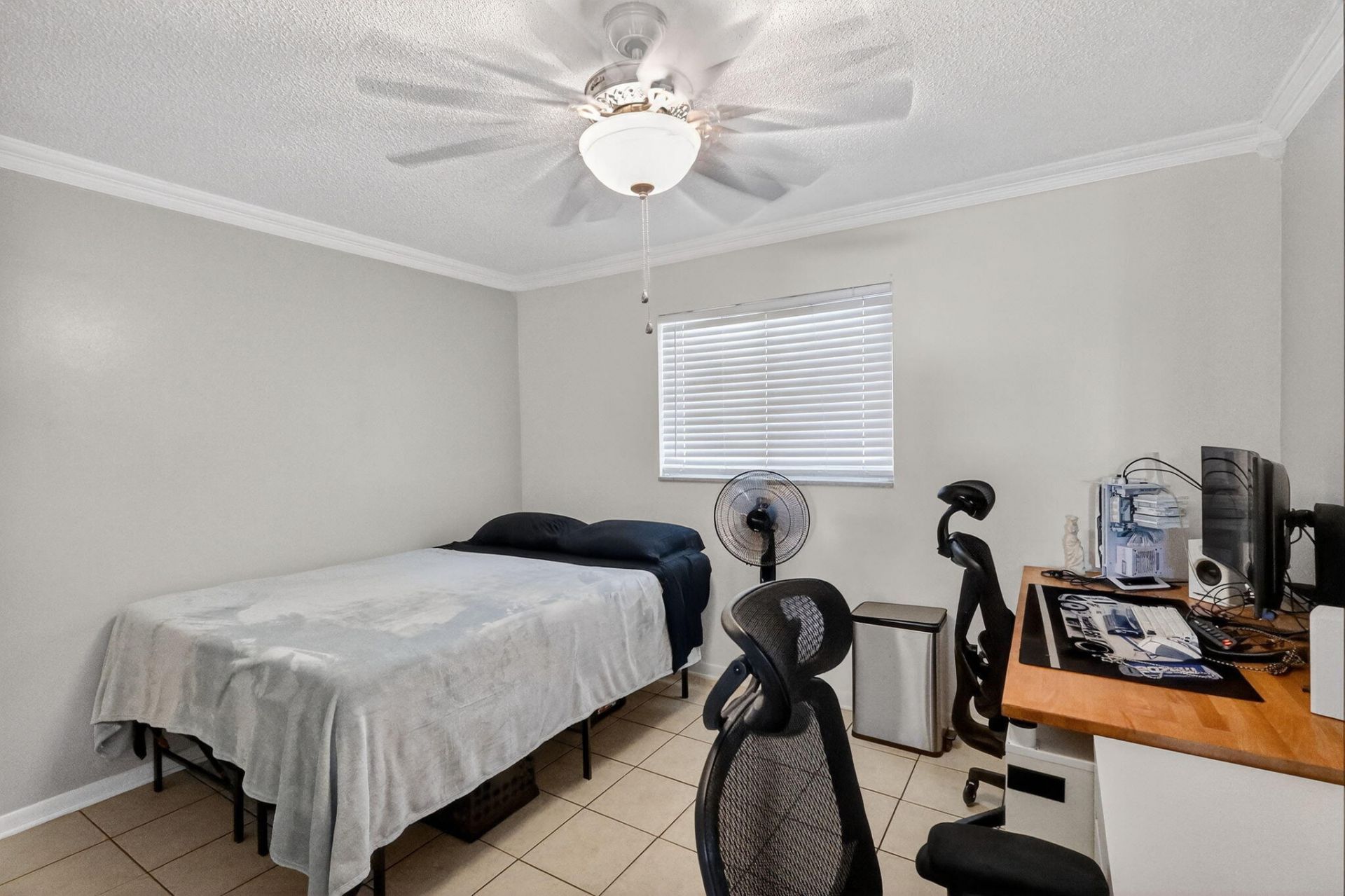 708 SW 7th Avenue, Hallandale Beach, FL 33009 Photo