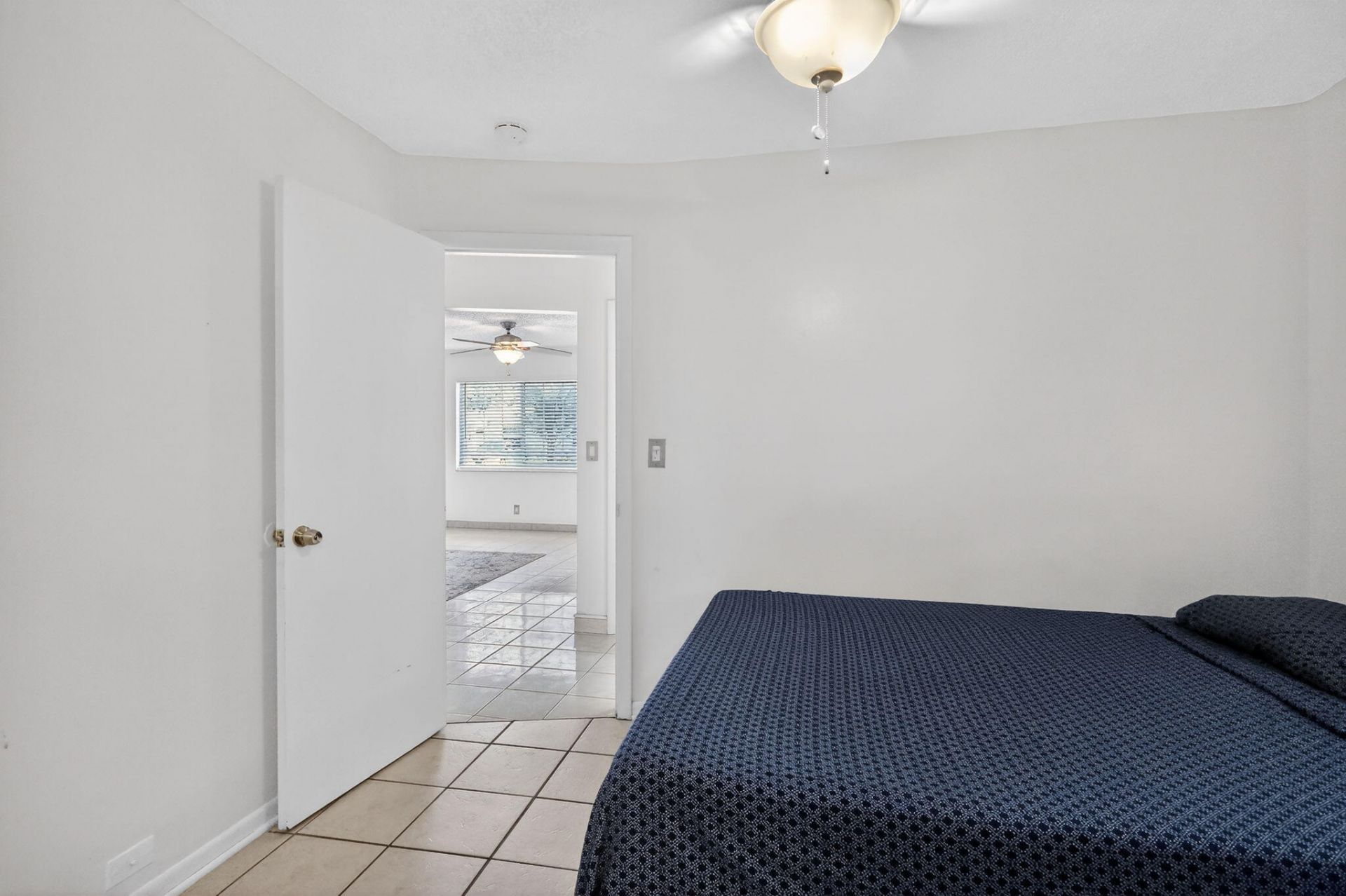 708 SW 7th Avenue, Hallandale Beach, FL 33009 Photo