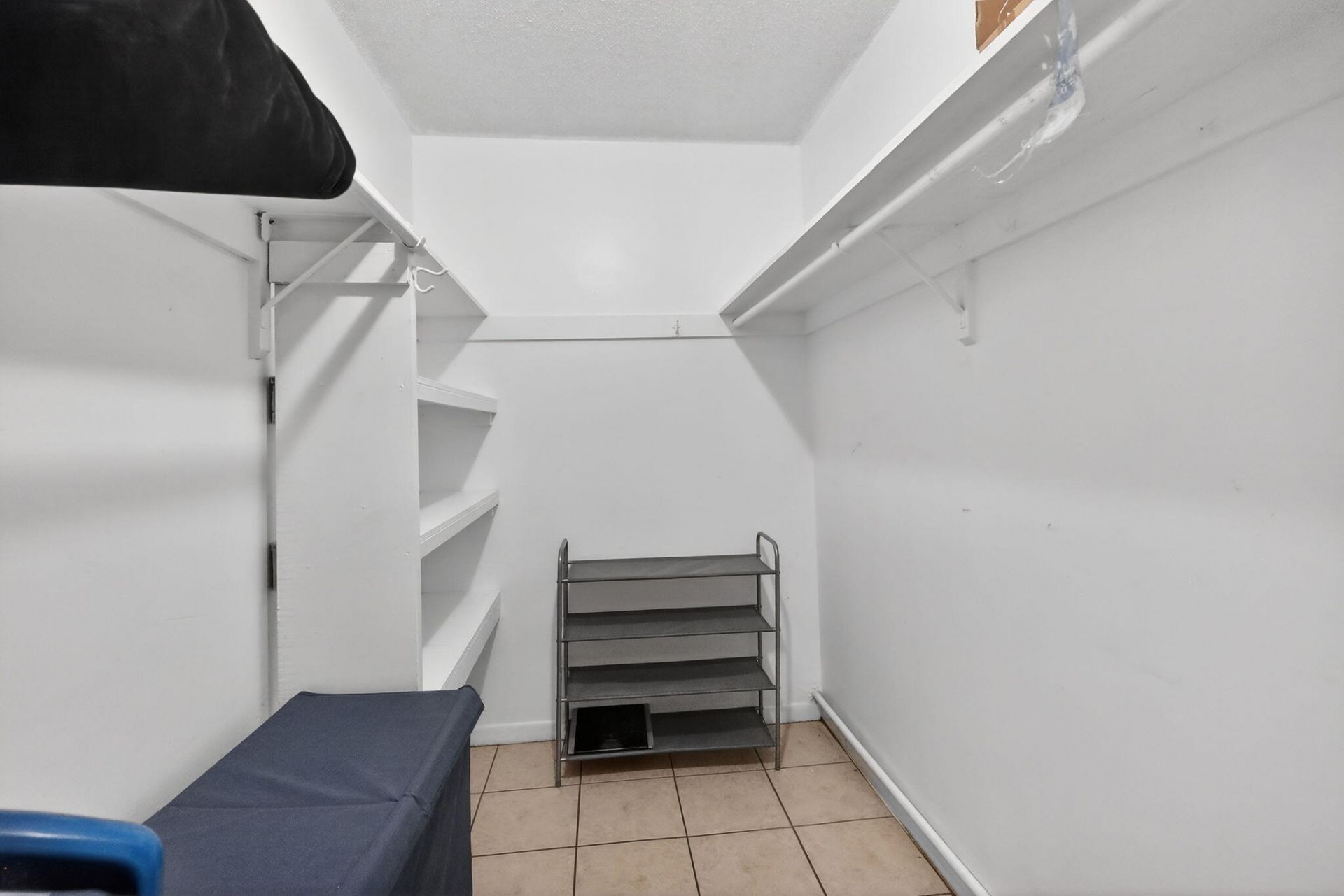 708 SW 7th Avenue, Hallandale Beach, FL 33009 Photo