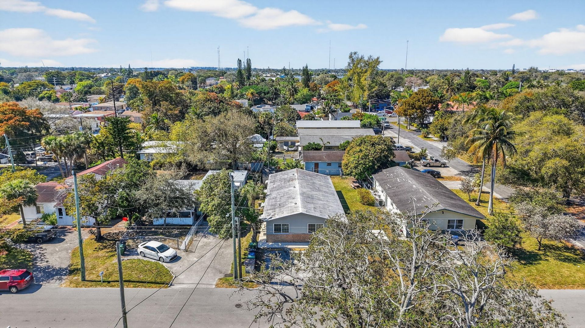 708 SW 7th Avenue, Hallandale Beach, FL 33009 Photo