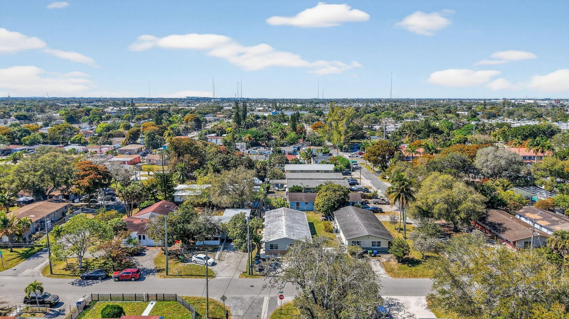 708 SW 7th Avenue, Hallandale Beach, FL 33009 Photo