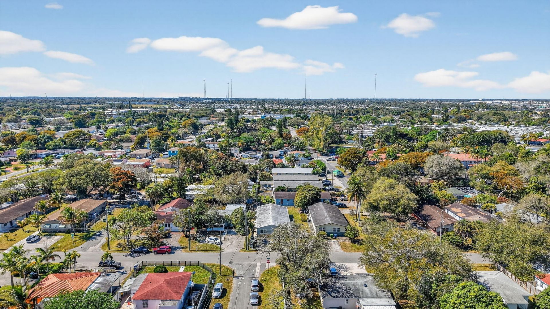 708 SW 7th Avenue, Hallandale Beach, FL 33009 Photo