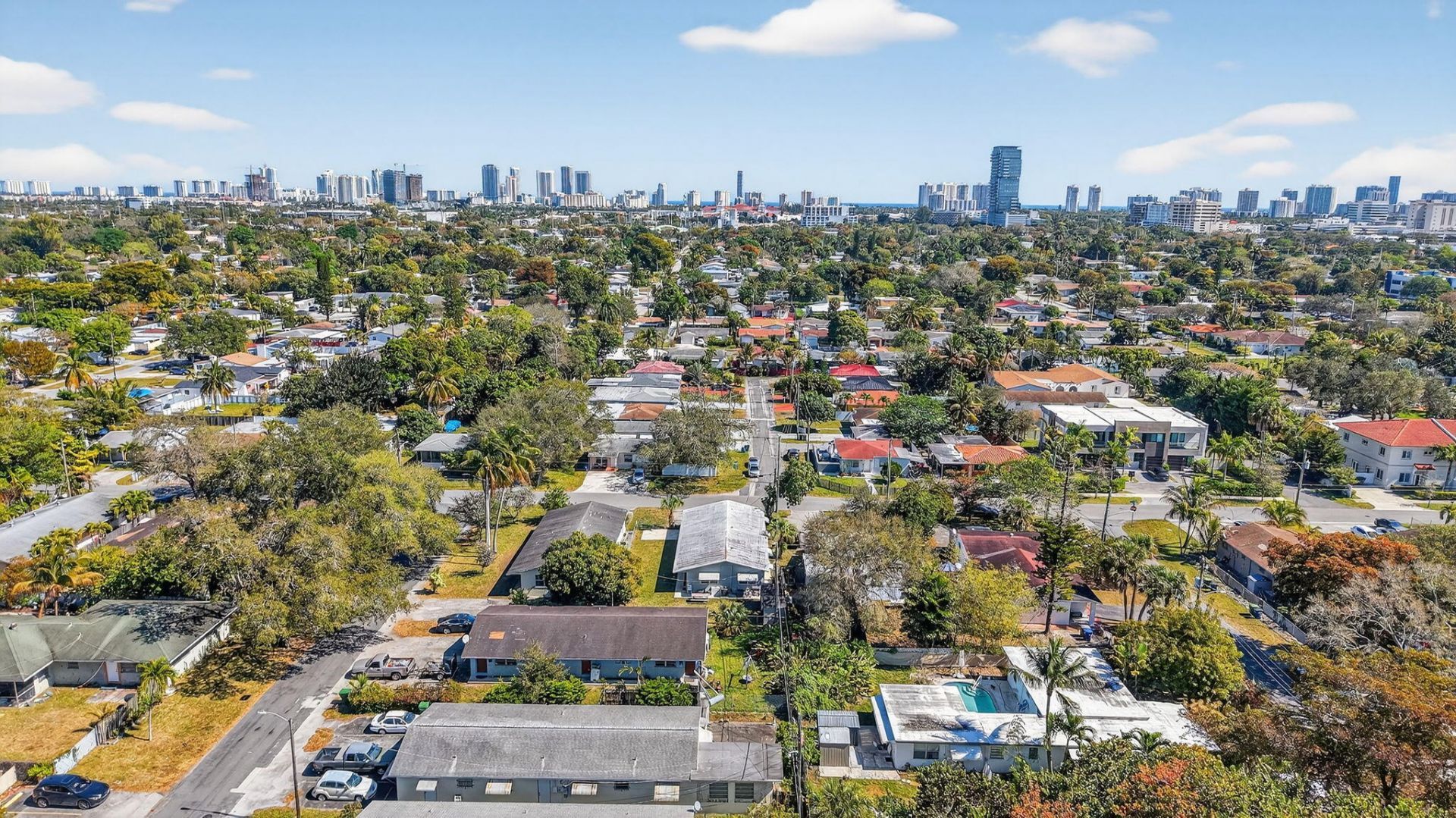 708 SW 7th Avenue, Hallandale Beach, FL 33009 Photo