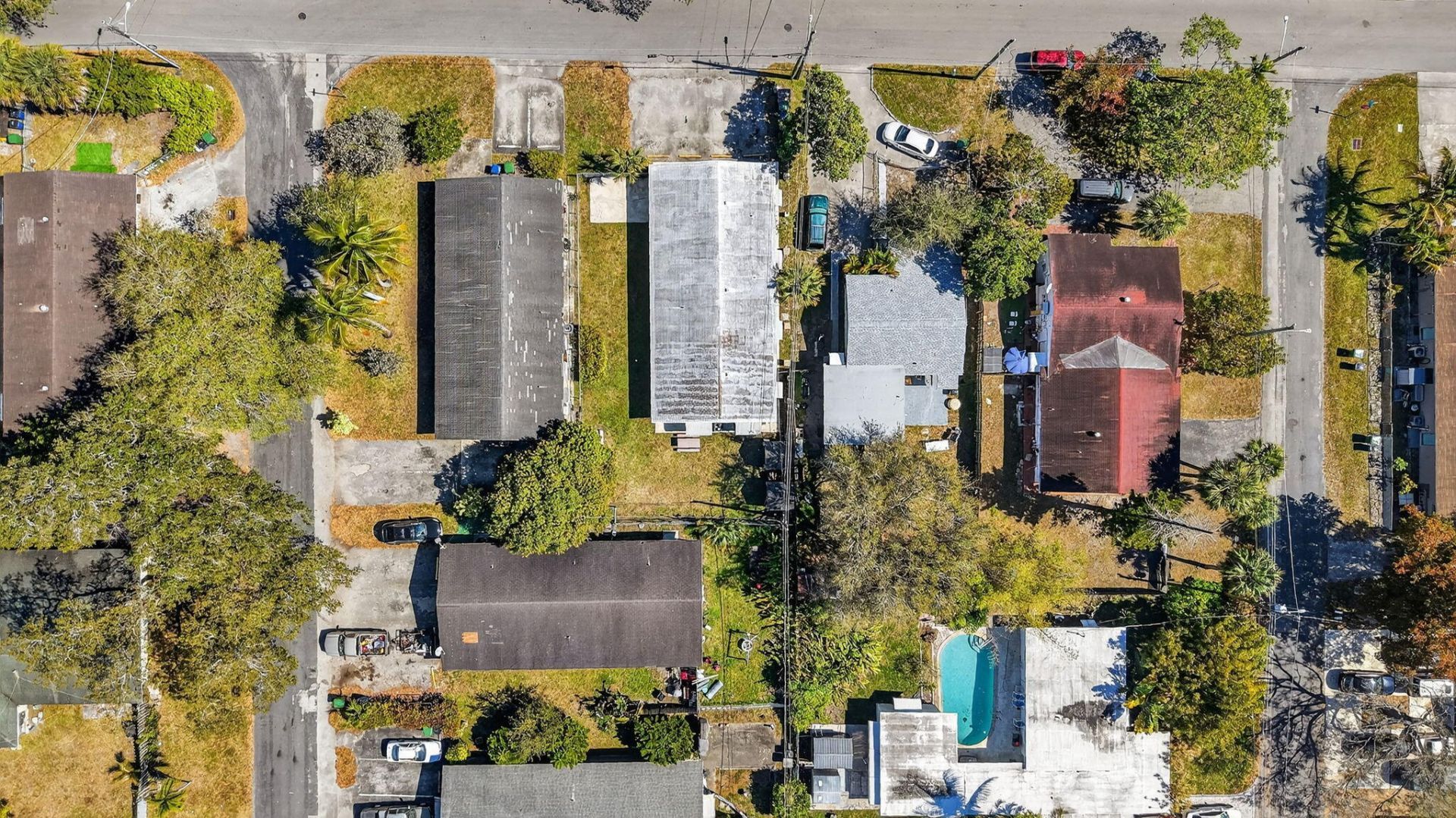 708 SW 7th Avenue, Hallandale Beach, FL 33009 Photo