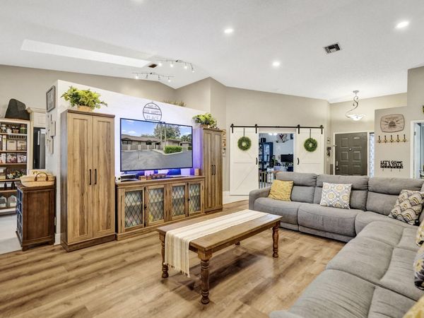 7540 NW 79th Avenue, Unit T5, Tamarac, FL 33321