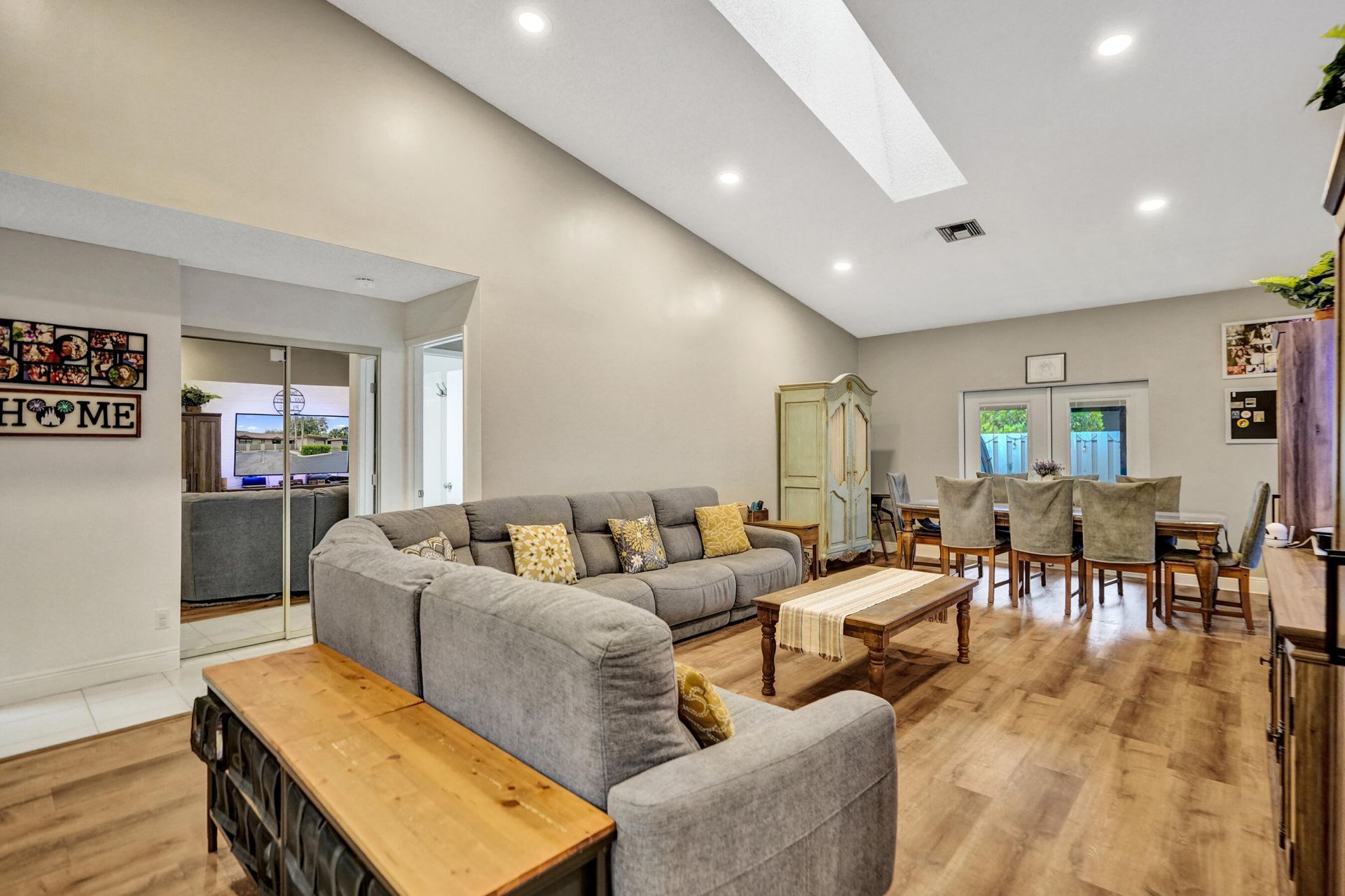 7540 NW 79th Avenue, Unit T5, Tamarac, FL 33321 Photo