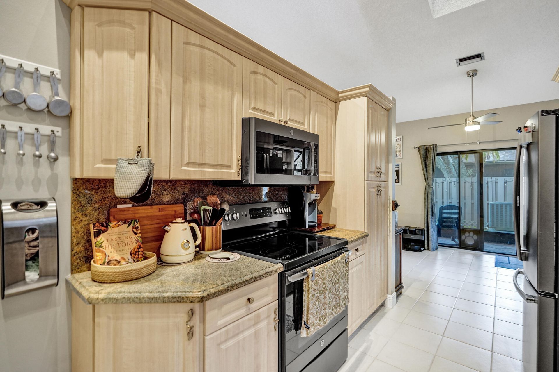 7540 NW 79th Avenue, Unit T5, Tamarac, FL 33321 Photo