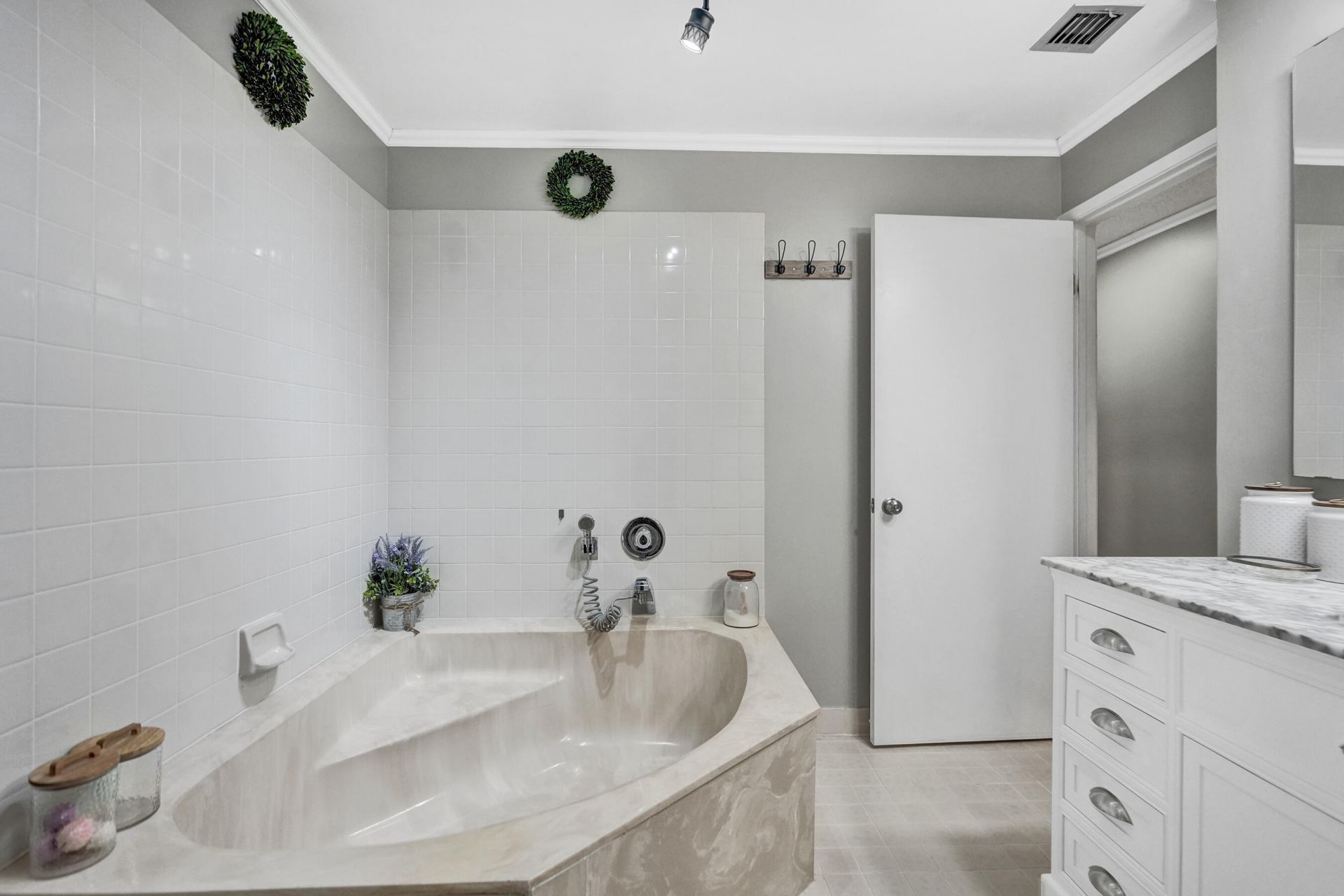 7540 NW 79th Avenue, Unit T5, Tamarac, FL 33321 Photo