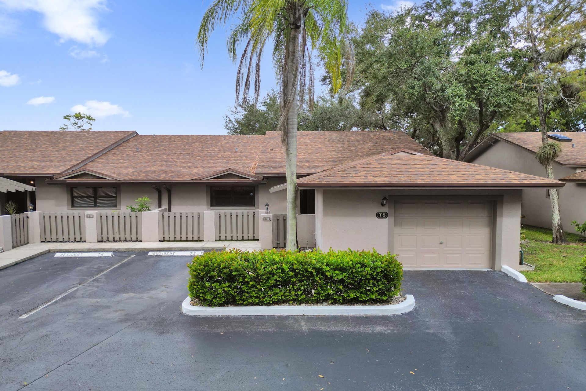 7540 NW 79th Avenue, Unit T5, Tamarac, FL 33321 Photo