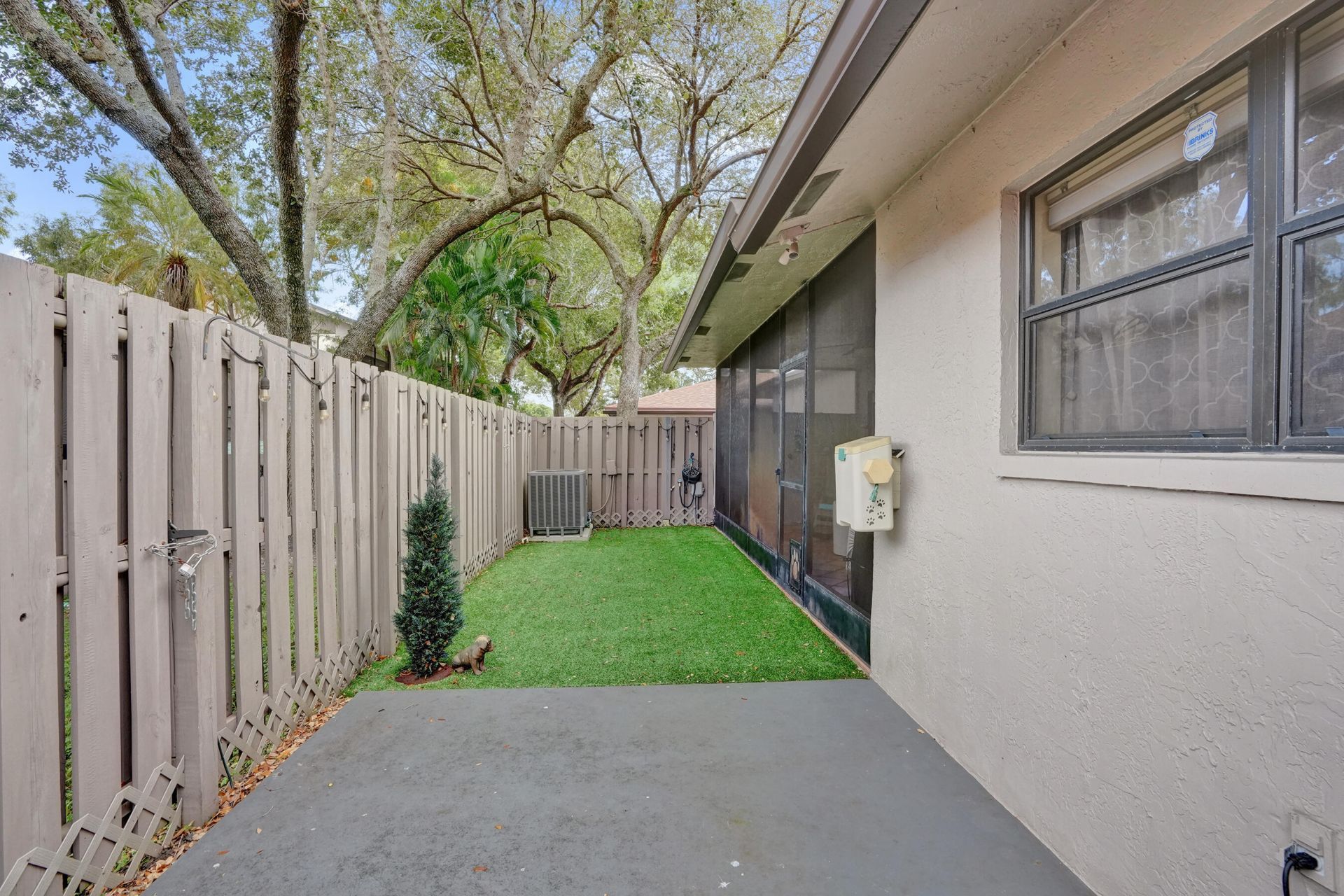 7540 NW 79th Avenue, Unit T5, Tamarac, FL 33321 Photo