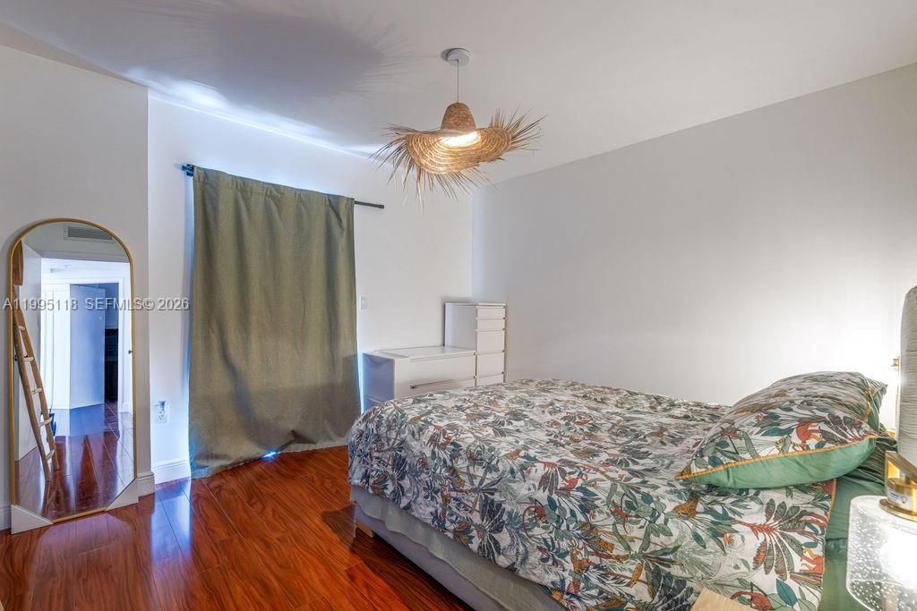 2740 SW 28th Ter, Unit 705, Miami, FL 33133 Photo