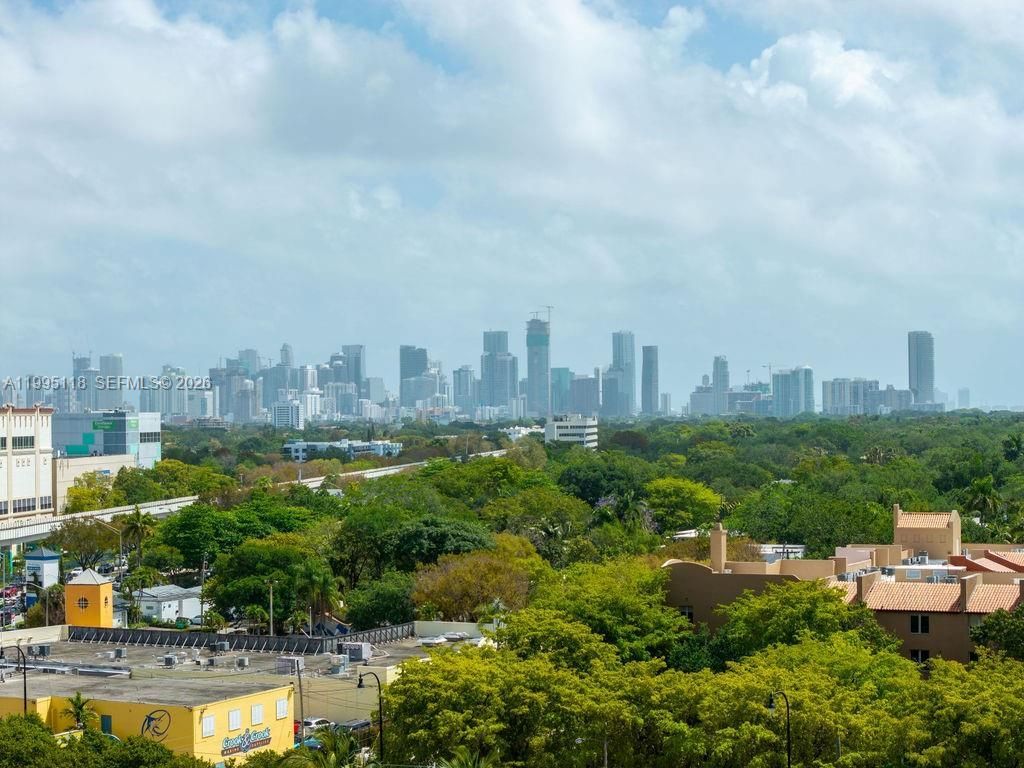 2740 SW 28th Ter, Unit 705, Miami, FL 33133 Photo