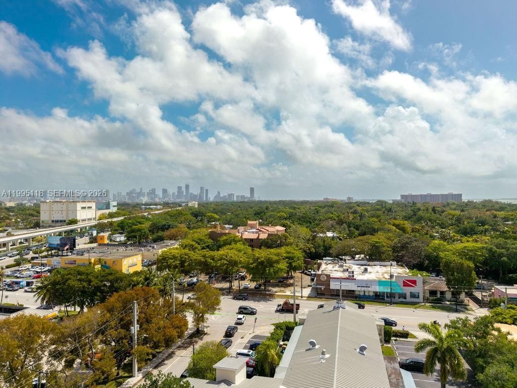 2740 SW 28th Ter, Unit 705, Miami, FL 33133 Photo