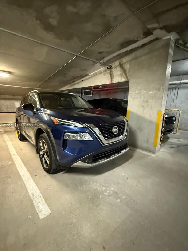 2740 SW 28th Ter, Unit 705, Miami, FL 33133 Photo