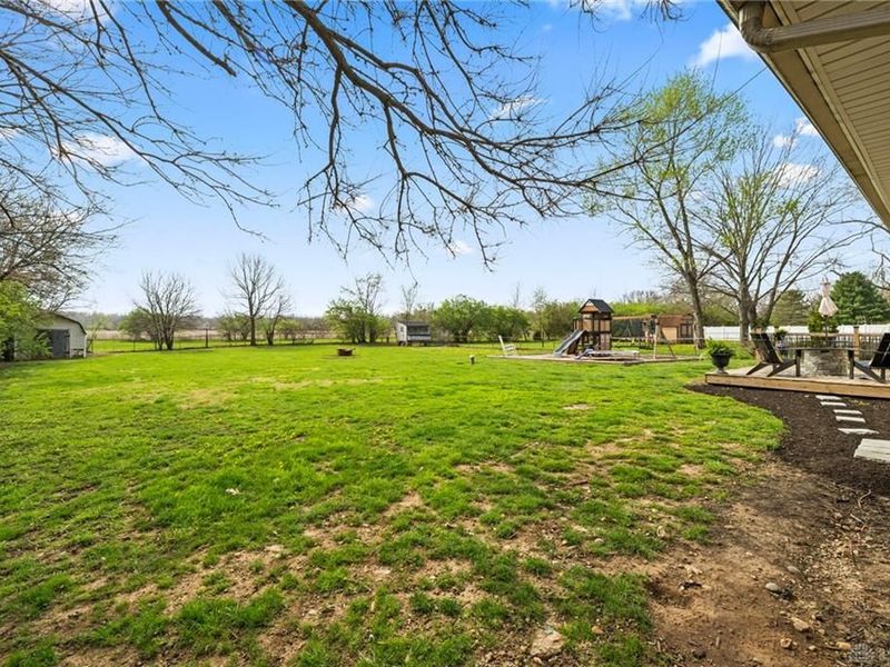 8969 Franklin Trenton Road, Franklin Township, OH 45005 Photo 10