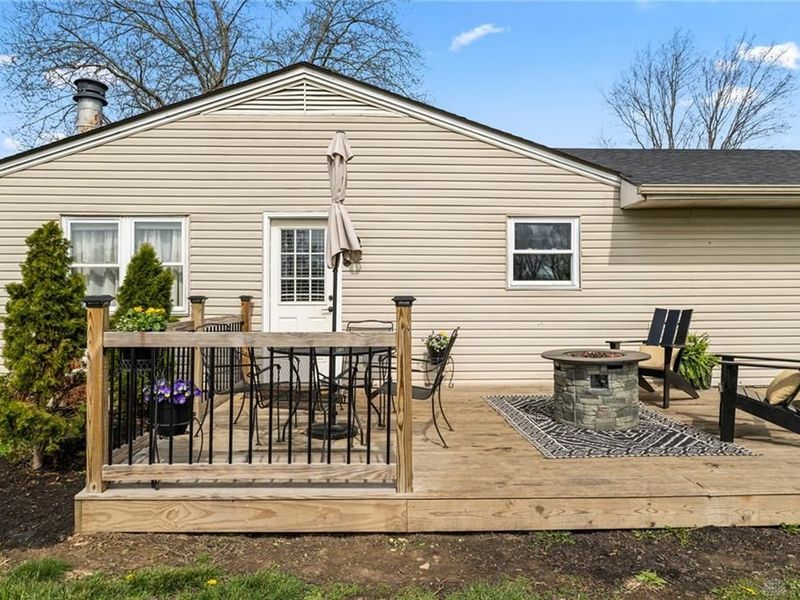 8969 Franklin Trenton Road, Franklin Township, OH 45005 Photo 6