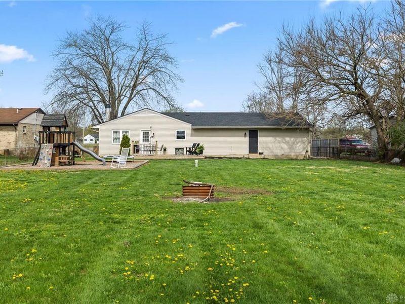 8969 Franklin Trenton Road, Franklin Township, OH 45005 Photo 9