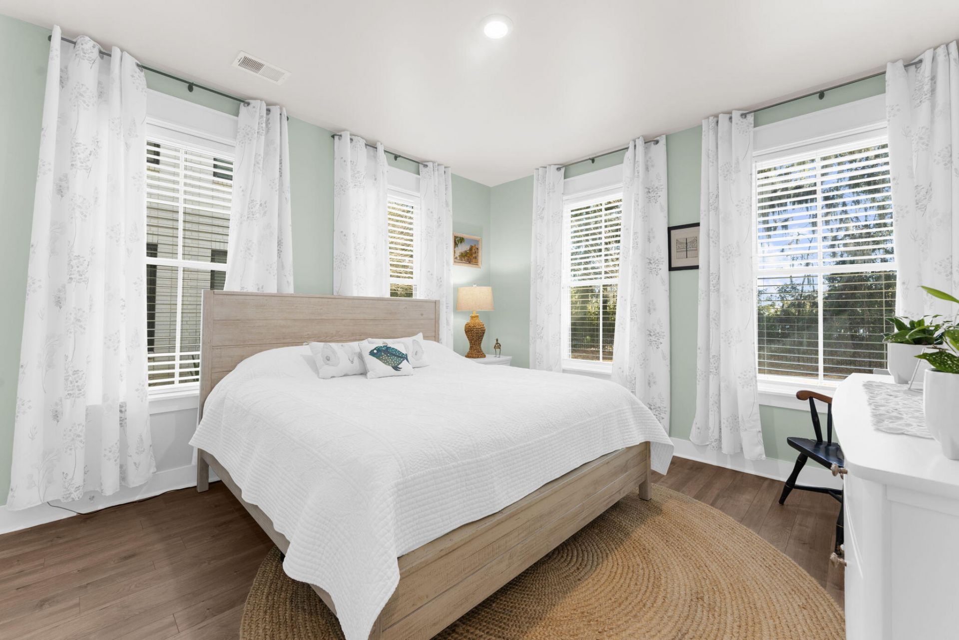 1617 Florentia Street Photo 24