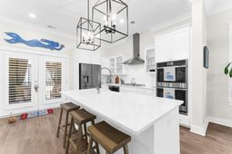 1617 Florentia Street photo 4