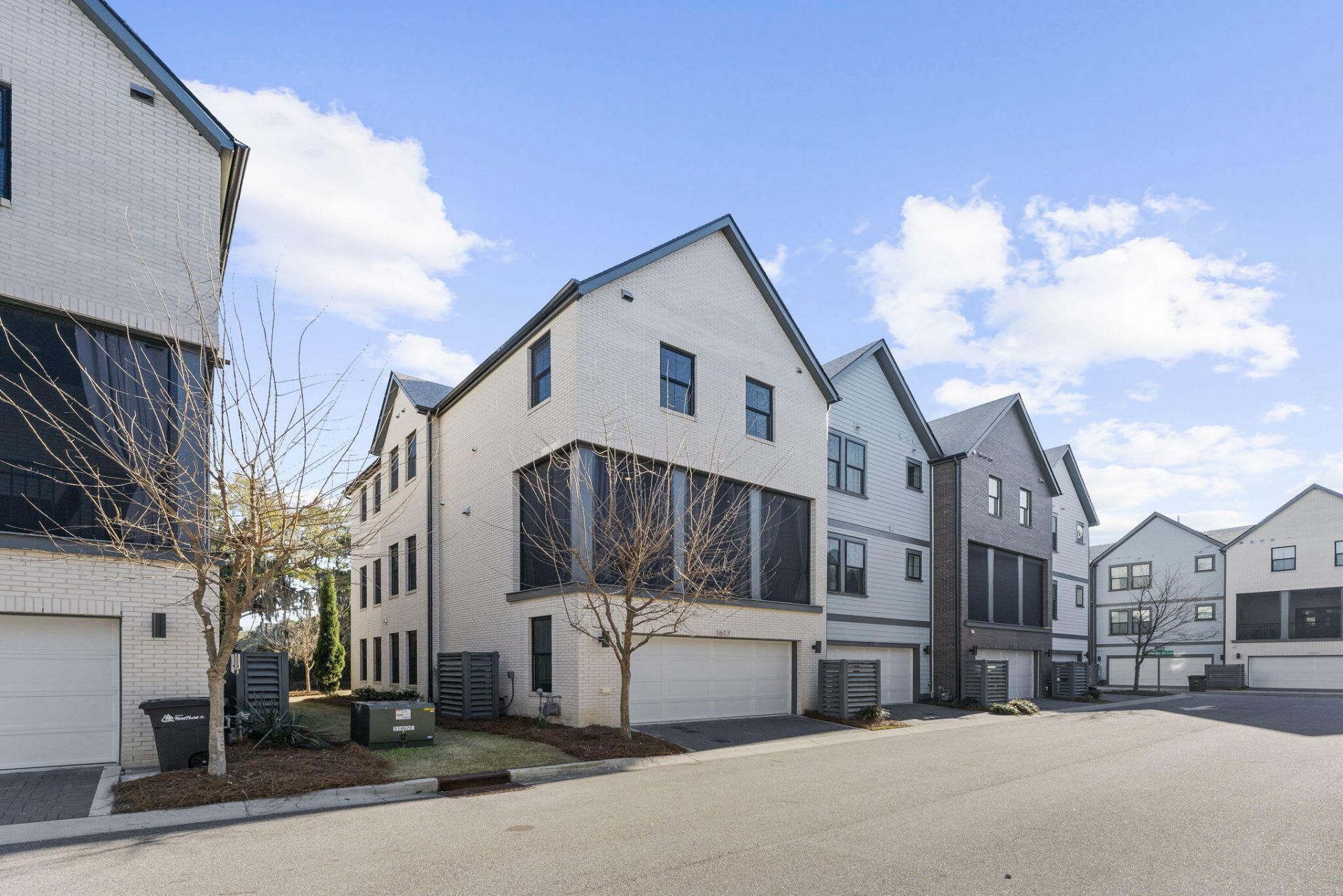 1617 Florentia Street Photo 31