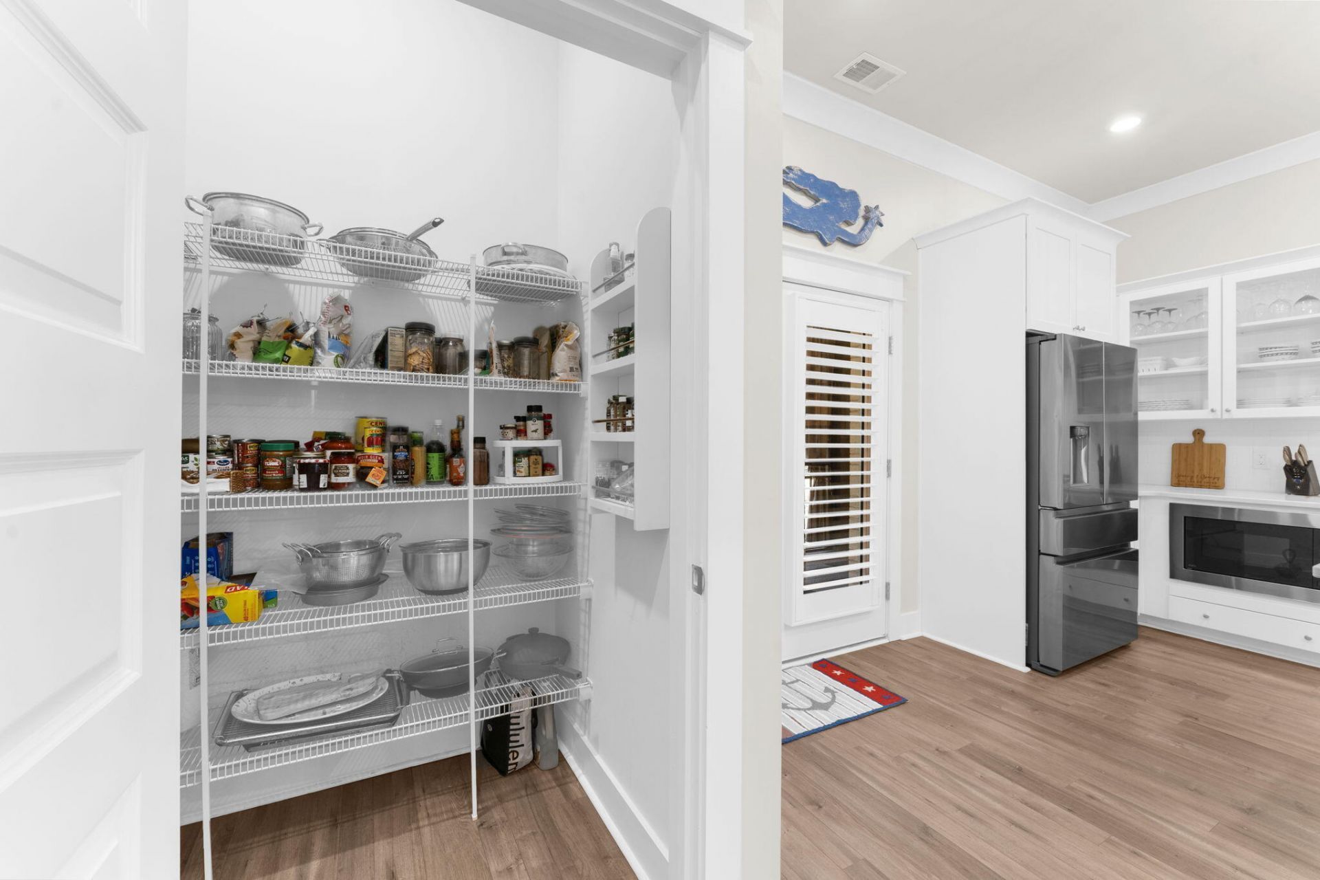 1617 Florentia Street Photo 7