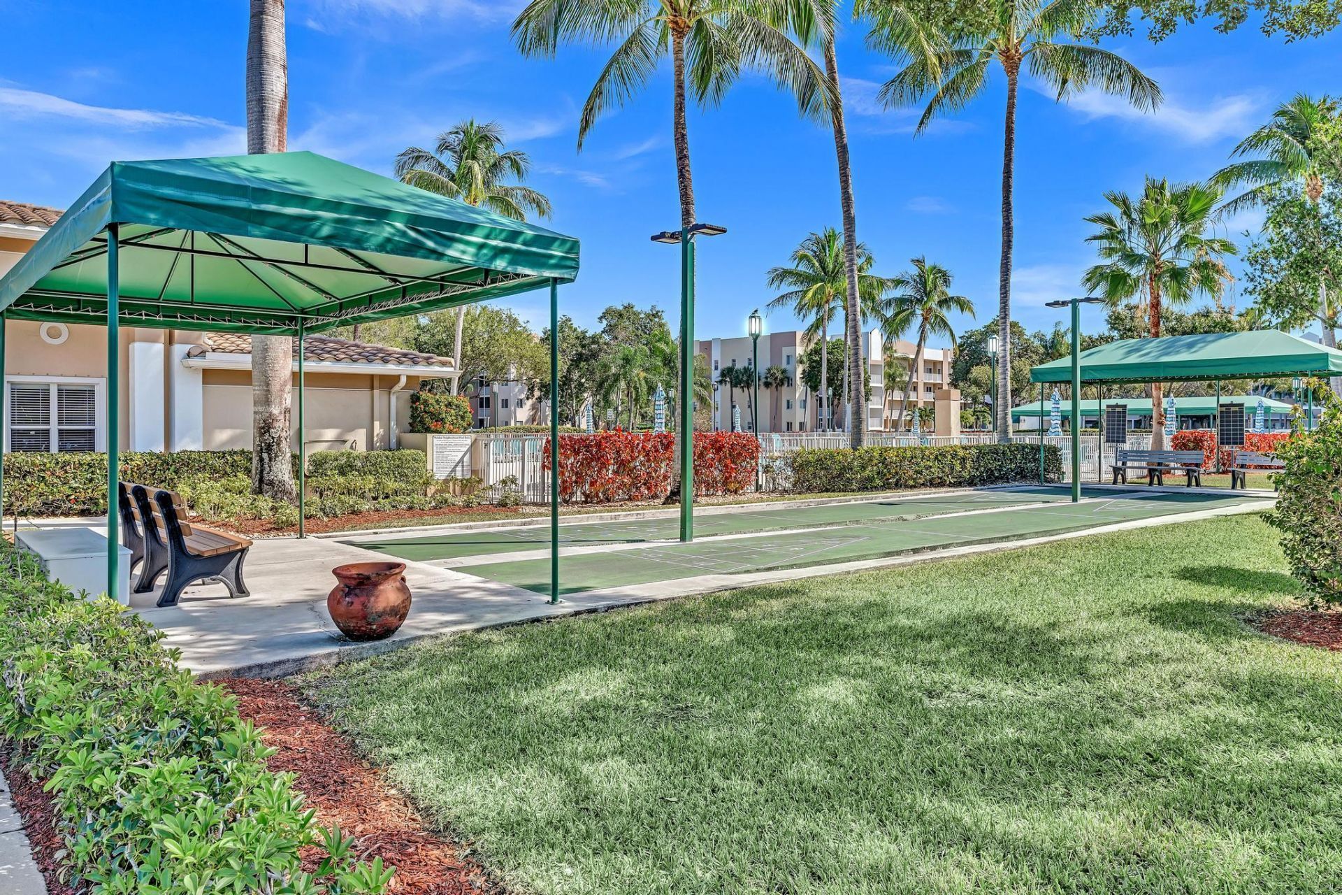 9537 Weldon Circle, Unit I213, Tamarac, FL 33321 Photo