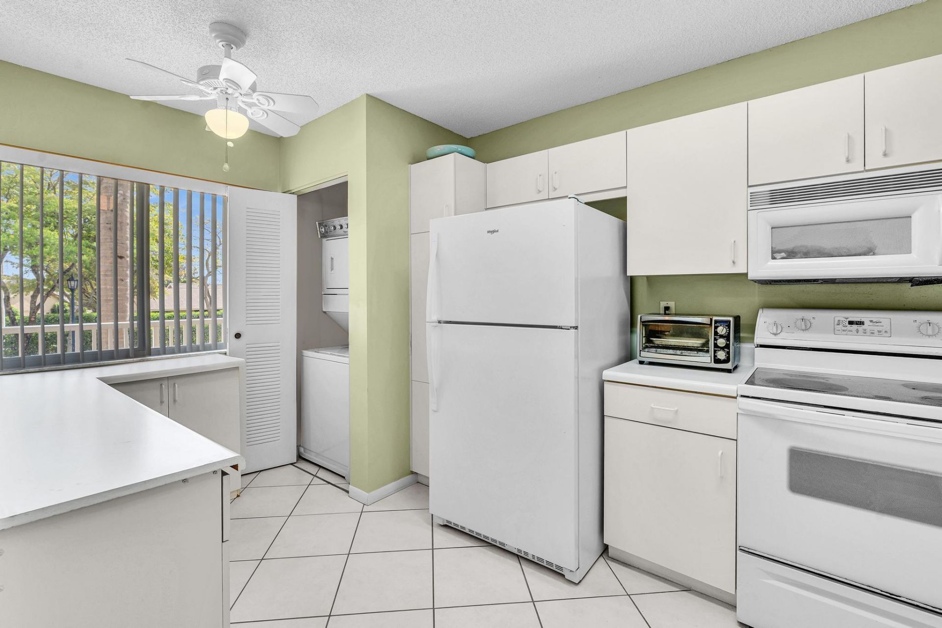 9537 Weldon Circle, Unit I213, Tamarac, FL 33321 Photo