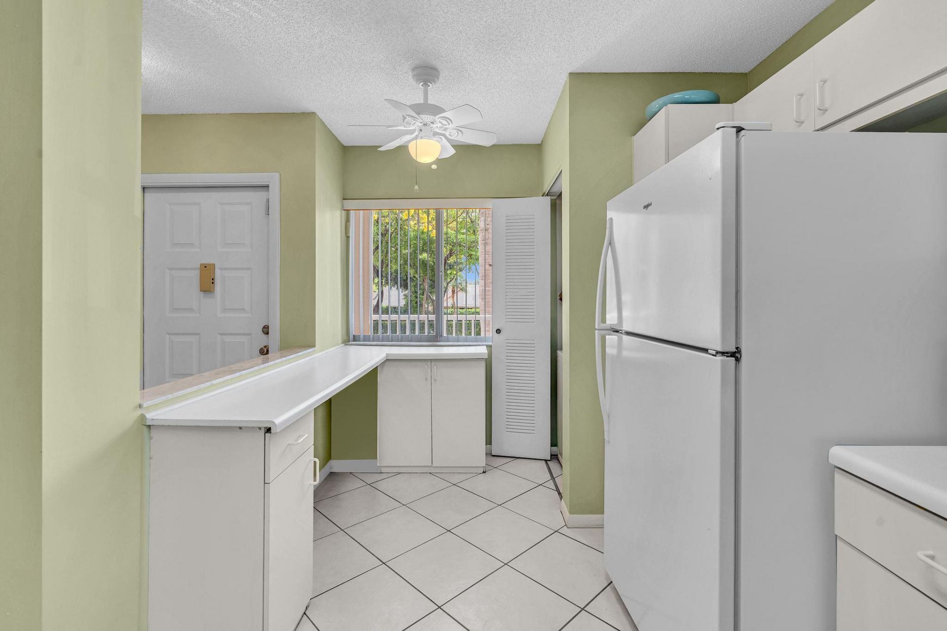 9537 Weldon Circle, Unit I213, Tamarac, FL 33321 Photo
