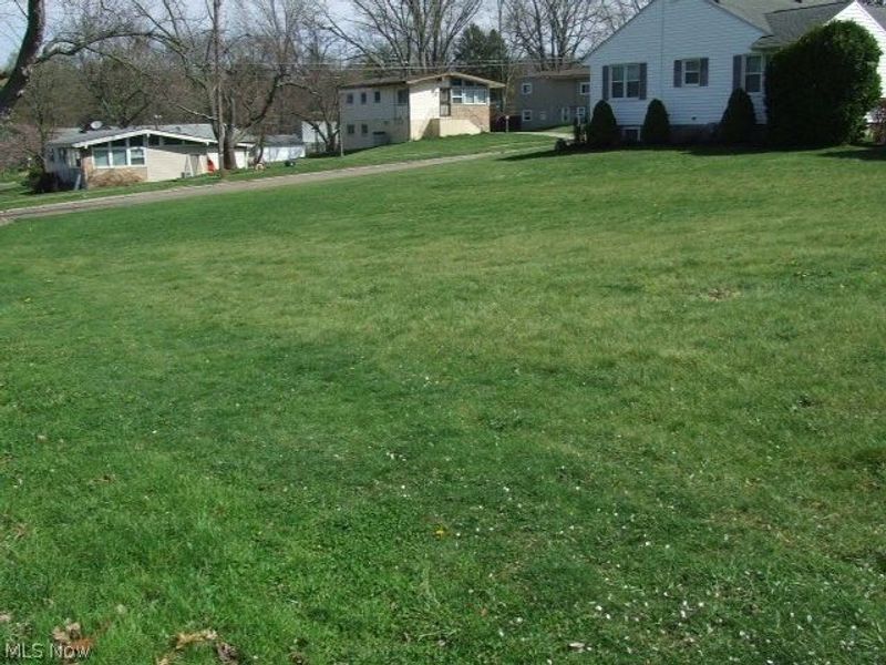 1366 Alphada Avenue, Akron, OH 44310 Photo 25