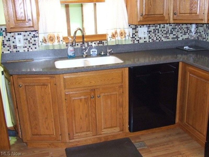 1366 Alphada Avenue, Akron, OH 44310 Photo 9