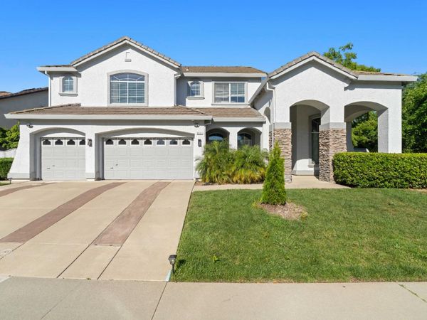 9331 Nestani Way, Elk Grove, CA 95758
