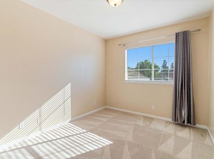 9331 Nestani Way, Elk Grove, CA 95758 Photo