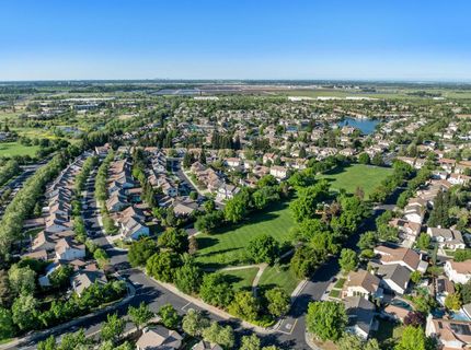 9331 Nestani Way, Elk Grove, CA 95758 Photo