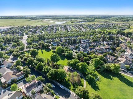 9331 Nestani Way, Elk Grove, CA 95758 Photo