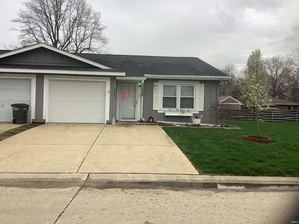 2805 ROCKFORD CT S Circle, Unit 2805, Kokomo, IN 46902