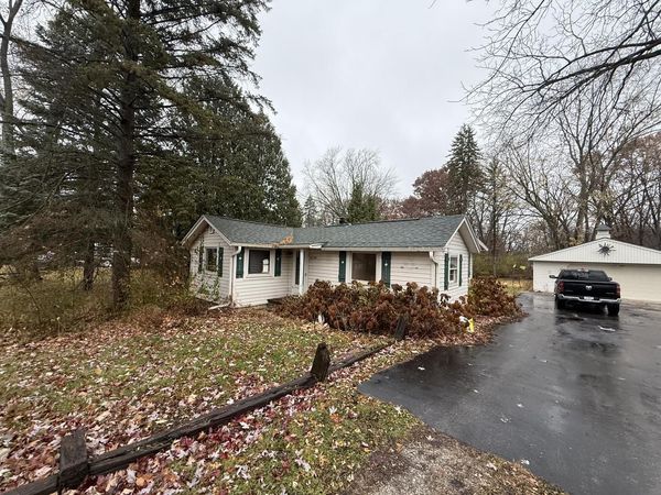 26738 Long Lake ROAD, Waterford, WI 53185