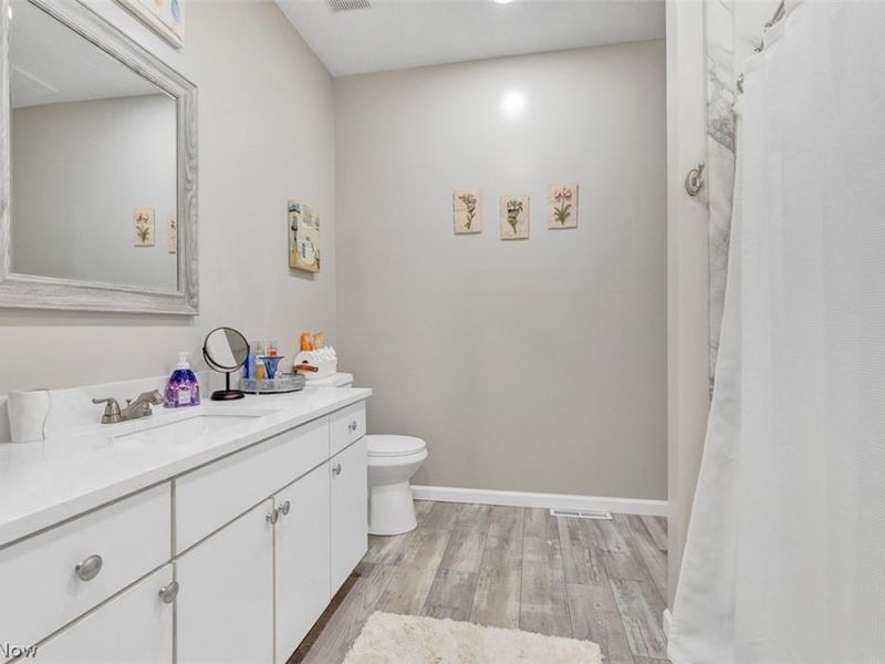 6960 Cottage Circle, North Ridgeville, OH 44039 Photo 14