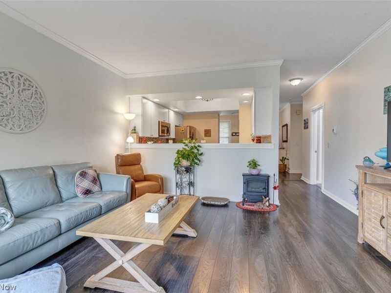 6960 Cottage Circle, North Ridgeville, OH 44039 Photo 4