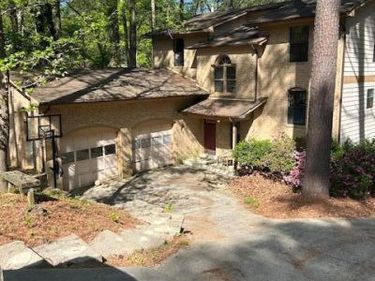 8 Shropshire Place, Durham, NC 27707