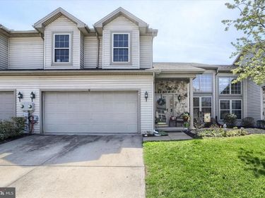 12 EDGEWATER DRIVE, MIDDLETOWN, PA 17057