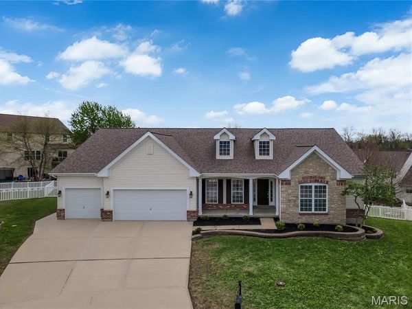18 Bayberry Meadows Court, O'Fallon, MO 63366