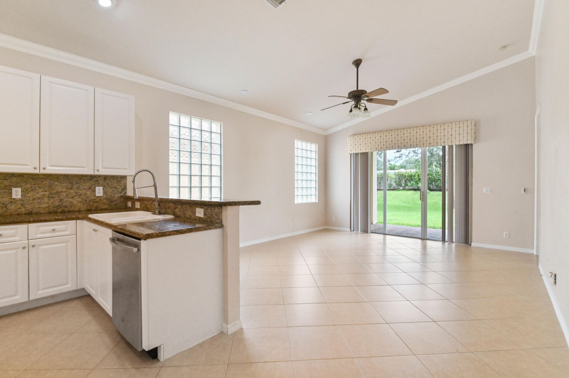 7073 Via Leonardo, Lake Worth, FL 33467 Photo