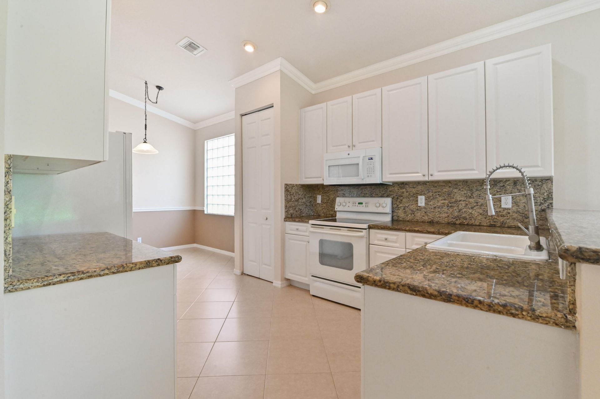 7073 Via Leonardo, Lake Worth, FL 33467 Photo
