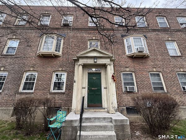 566 Wilmont, Bridgeport, CT 06607