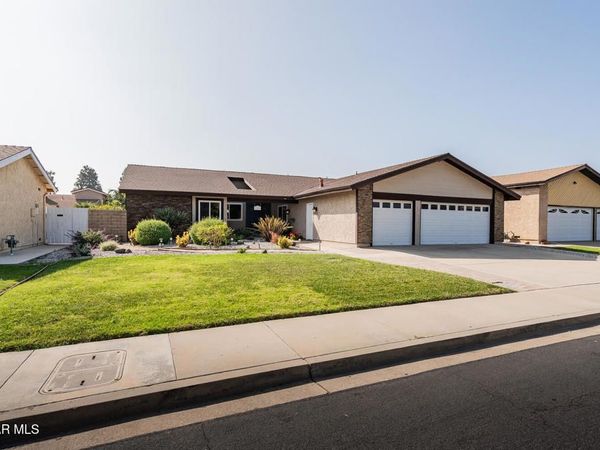 1143 Bordeaux Avenue, Camarillo, CA 93010