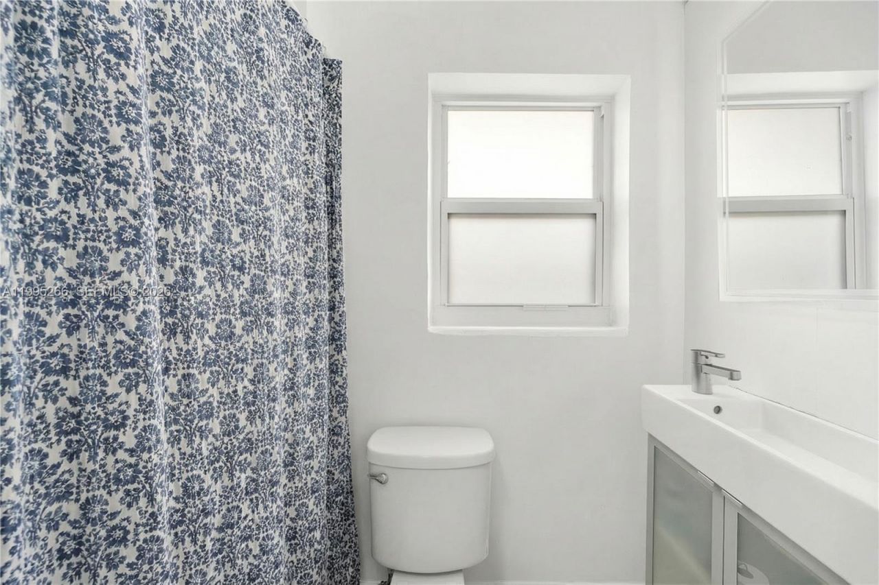 1435 Johnson St, Hollywood, FL 33020 Photo